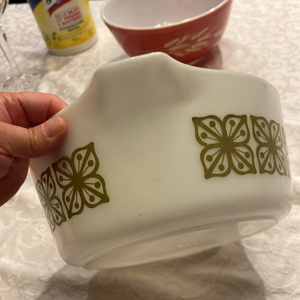 Vintage Pyrex  475-b 2.5 QT casserole dish ovenware USA
